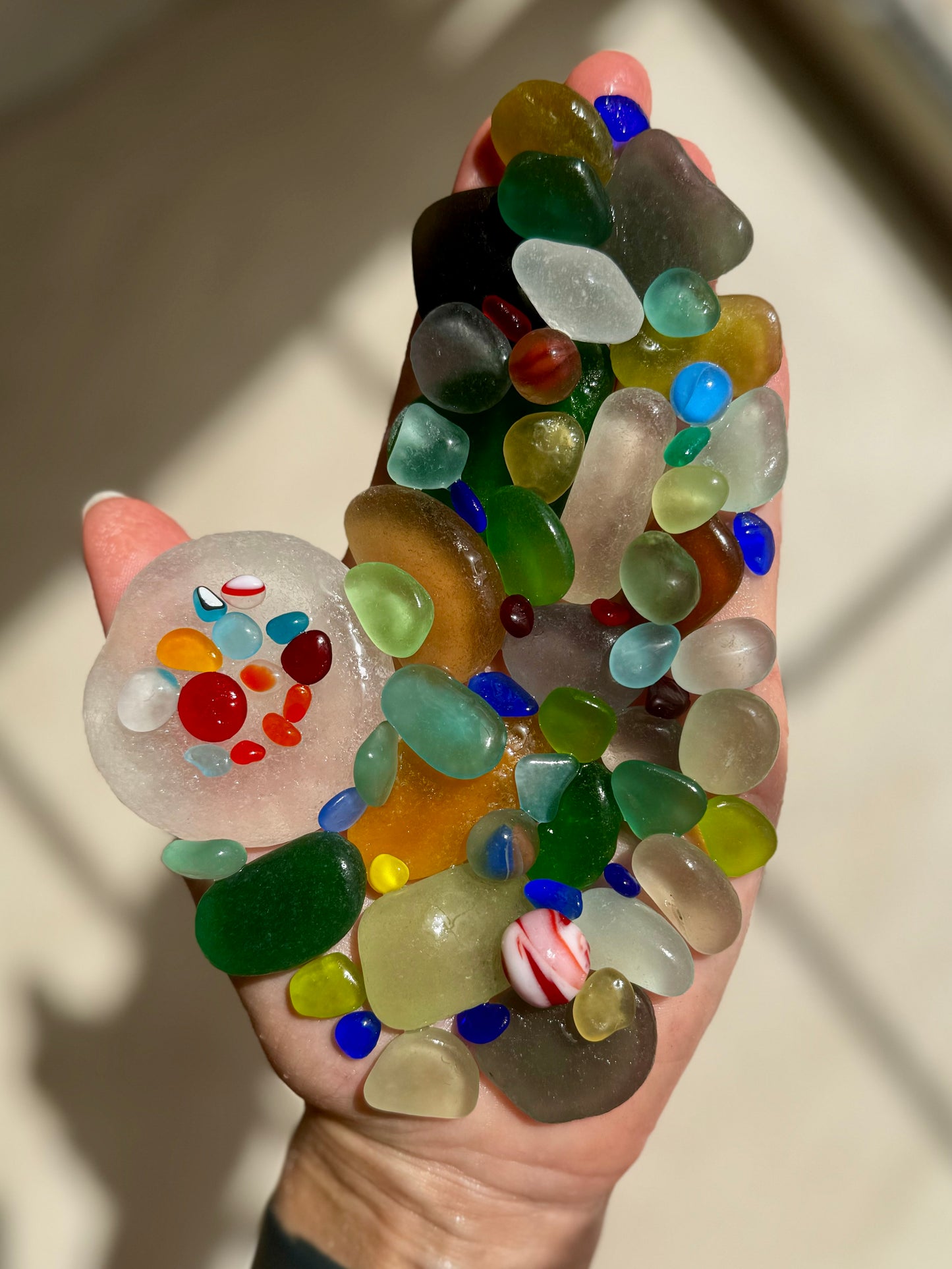 The Flying Mermaids daily haul of seaglass π§πΌββοΈ