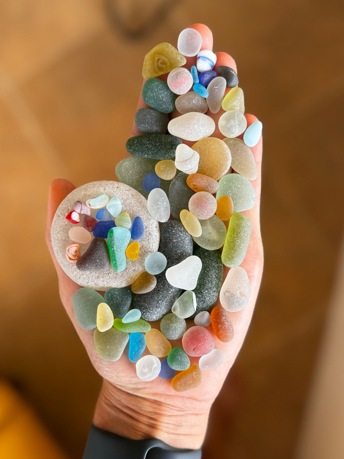 The Flying Mermaids daily haul of seaglass 🧜🏼‍♀️